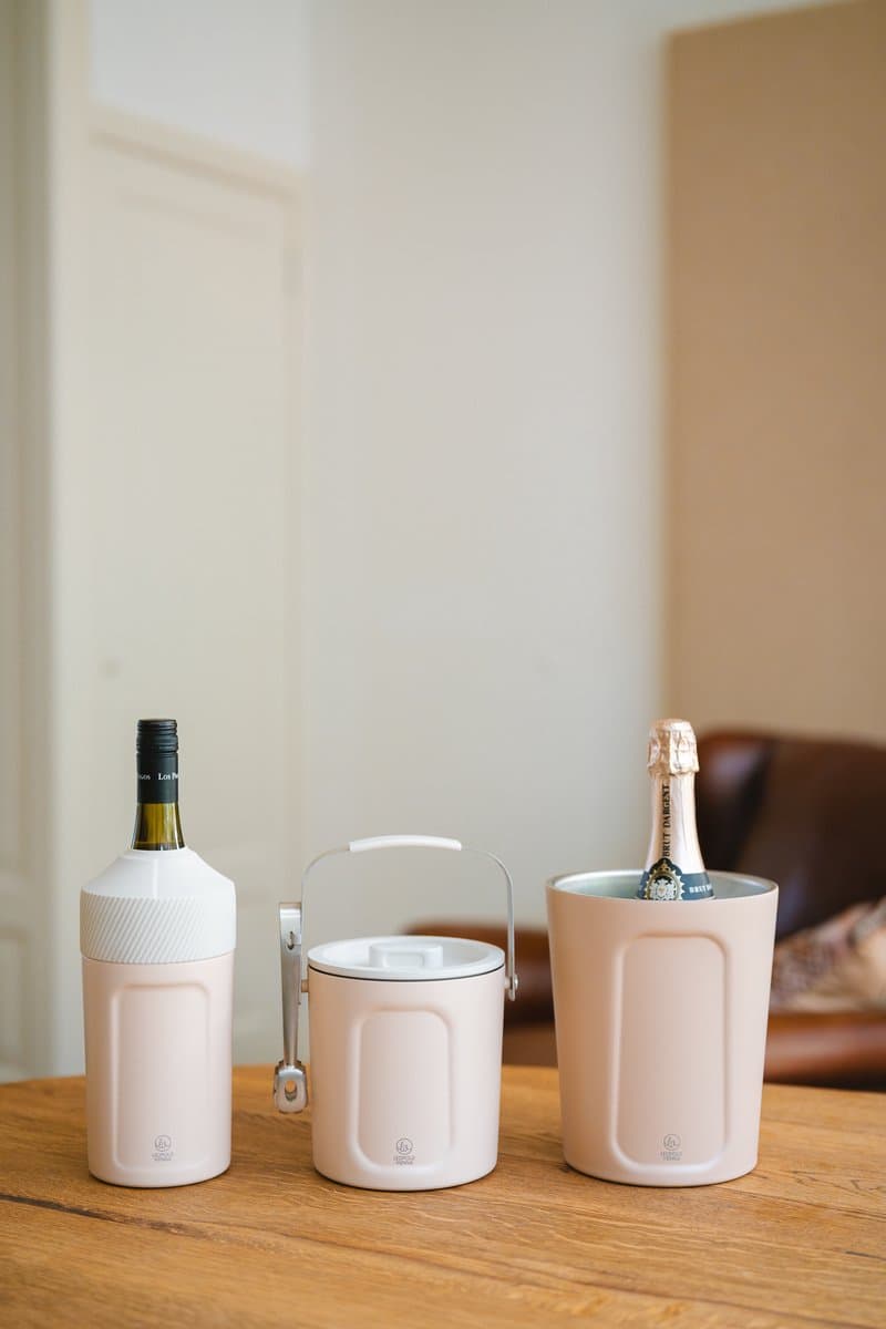 LEOPOLD VIENNA Двустенен стоманен съд за лед с щипки “Corvina“ - 1,5 л. — снимка 4