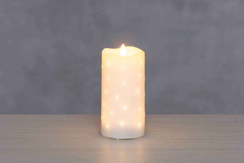 FINNLUMOR Восъчна LED свещ с 3D пламък - бяла - 15 см.