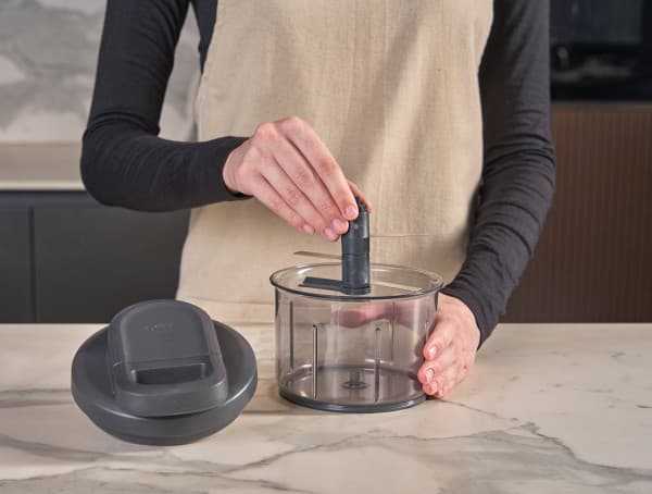 ZYLISS Резачка за зеленчуци и плодове “Easy Pull“ — снимка 5