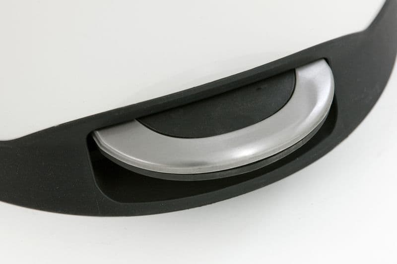 EKO Кош за отпадъци с педал “SHELL“ – 50 литра – бял