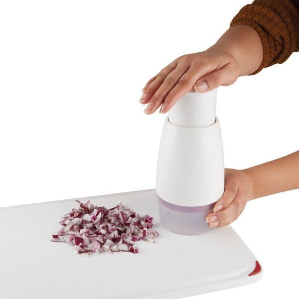 ZYLISS Резачка за лук и зеленчуци