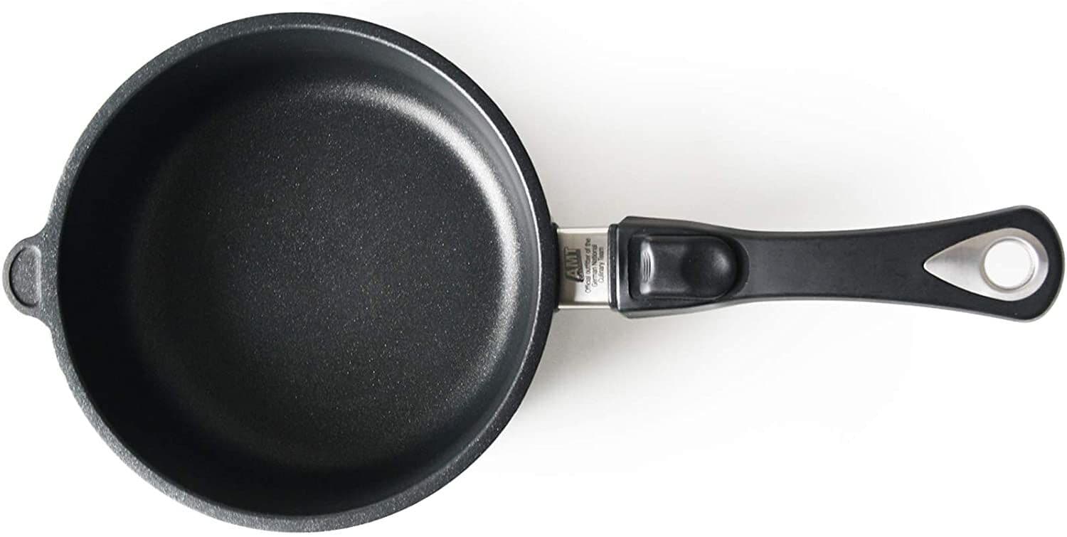 AMT Gastroguss Тиган дълбок Ø 20 см, височина 7 см, с мобилна дръжка