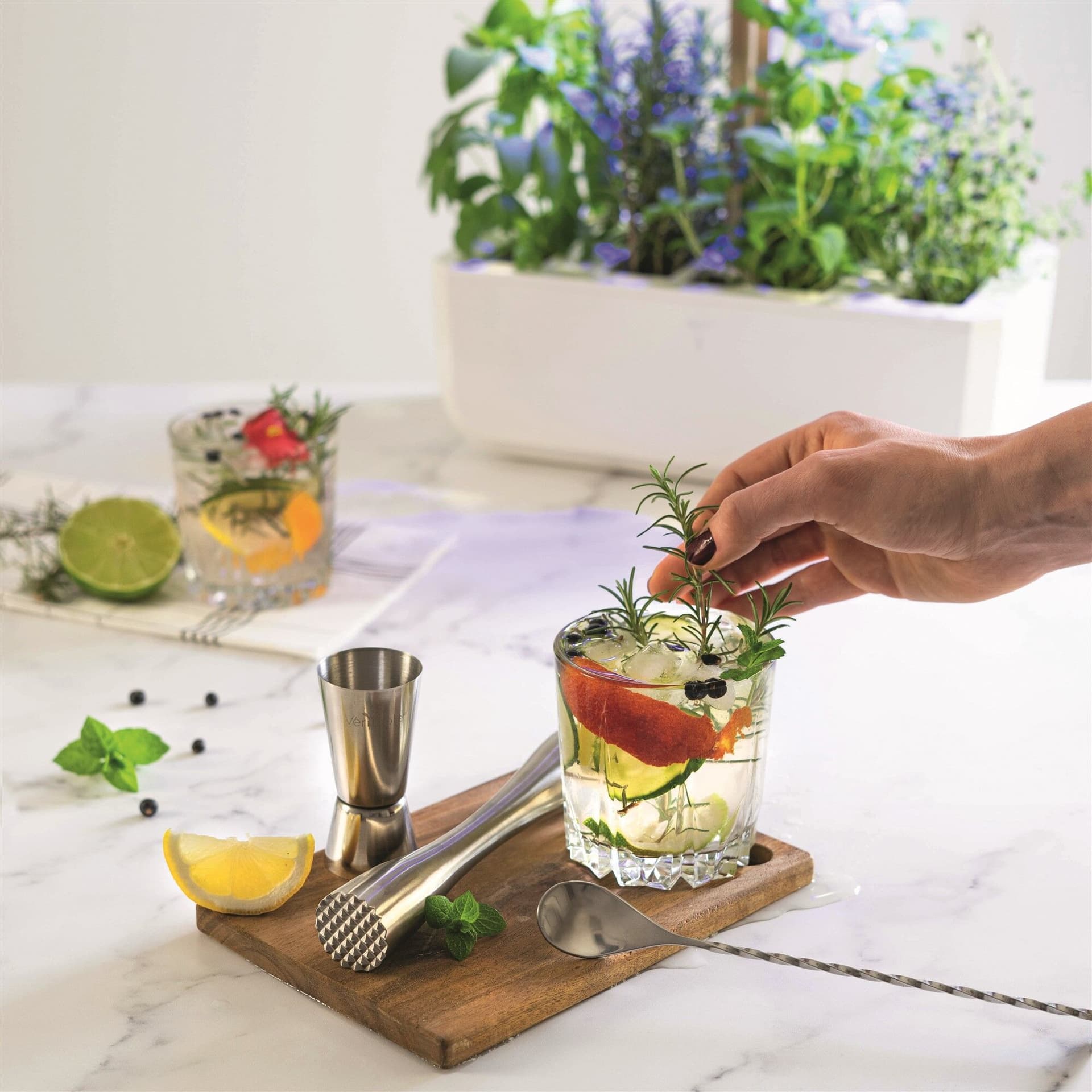 Veritable Подаръчен сет “COCKTAILS“ с 4 бр. пълнители Lingot® и аксесоари за коктейли
