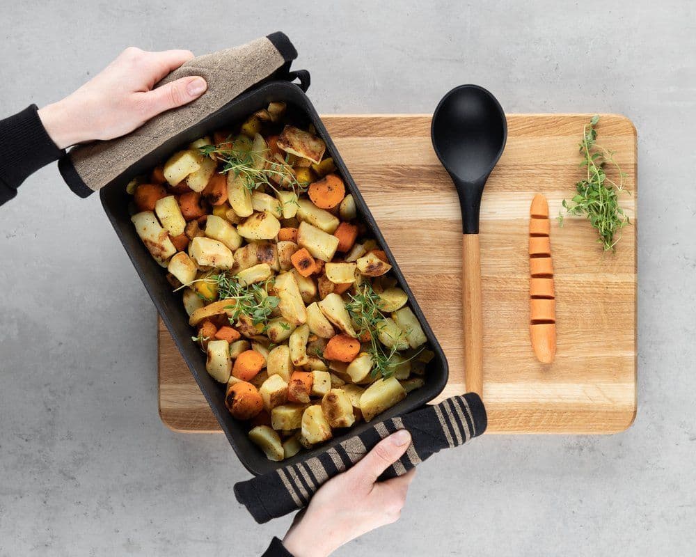 MAKU Чугунена тава  37х20 см.- 3,3 л.