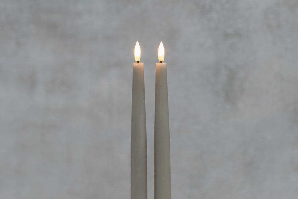 FINNLUMOR LED свещи с 3D пламък 2 бр. - сиви