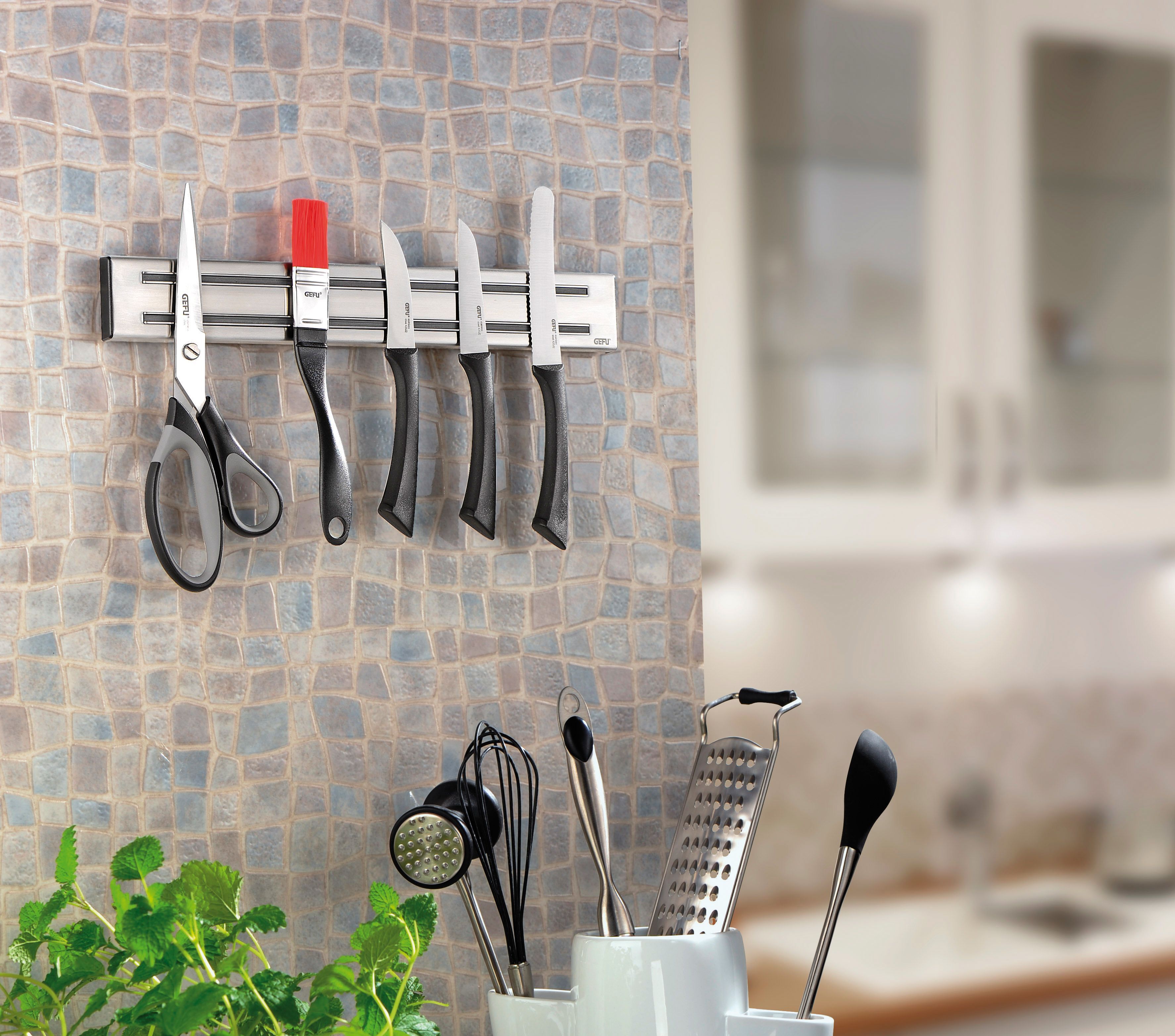 Магнитна лента за ножове GEFU