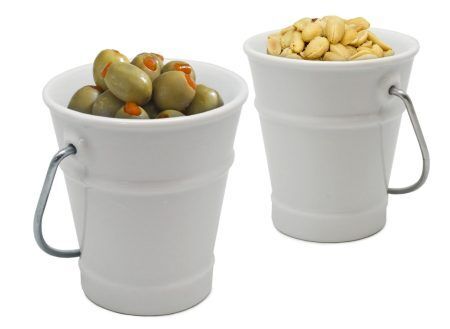 <p><span style="font-size: small;"><strong>Порцеланова мини кофичка за сервиране</strong></span></p>
<p><span>Размери на опаковката: 13 см/6,5 см.</span><br /><span>Тегло: 0,304 кг.</span><br /><span>Материал: Порцелан</span><br /><span>Производител:</span><strong> Vin Bouquet, Испания</strong><br /><br /></p><br />Марка: Vin Bouquet <br />Модел: VB FIH 311<br />Доставка: 2-4 работни дни<br />Гаранция: 2 години