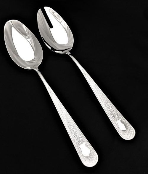 <p><span style="font-size: small;"><strong>HERDMAR Комплект прибори за салата “GUELL“ - 2 части<br /></strong></span> • Изработени от неръждаема стомана<br /> • Подходящи за почистване в съдомиялна машина<br />• Дължина на приборите: 25,5 см<br />• Дебелина: 0,4 см<br />• Тегло: 140 гр<br /><strong>ПРОИЗВОДИТЕЛ: HERDMAR / Португалия</strong></p><br />Марка: HERDMAR <br />Модел: Herdmar 207-1096-0117-010-0000<br />Доставка: 2-4 работни дни<br />Гаранция: 2 години