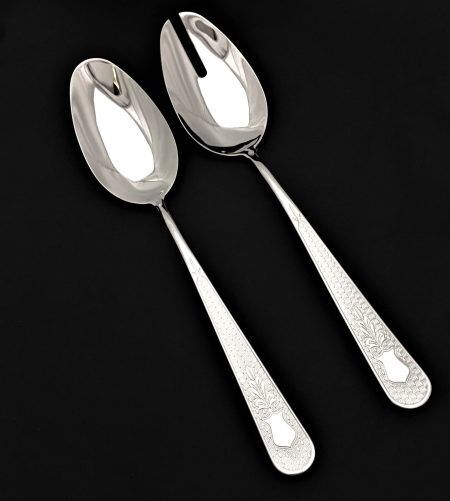 <p><span style="font-size: small;"><strong>HERDMAR Комплект прибори за салата “GUELL“ - 2 части<br /></strong></span> • Изработени от неръждаема стомана<br /> • Подходящи за почистване в съдомиялна машина<br />• Дължина на приборите: 25,5 см<br />• Дебелина: 0,4 см<br />• Тегло: 140 гр<br /><strong>ПРОИЗВОДИТЕЛ: HERDMAR / Португалия</strong></p><br />Марка: HERDMAR <br />Модел: Herdmar 207-1096-0117-010-0000<br />Доставка: 2-4 работни дни<br />Гаранция: 2 години