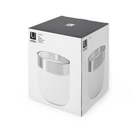 <p><span style="font-size: small;"><strong>UMBRA Кош за баня “JUNIP“ </strong></span>“<strong> - 3 литра</strong><br /><span style="font-size: small;"><strong>• </strong></span><strong>Цвят:</strong> бял / хром<br />• <strong>Размер: </strong>Ø 21,9 х 26,3 cm<br />• <strong>Материал:</strong> смола, неръждаема стомана<br /><strong>Производител: UMBRA / Канада<br /></strong><em><strong>DESIGN: GENSLER</strong></em></p><br />Марка: Umbra HK Limited <br />Модел: UMBRA 1009275-153<br />Доставка: 2-4 работни дни<br />Гаранция: 2 години