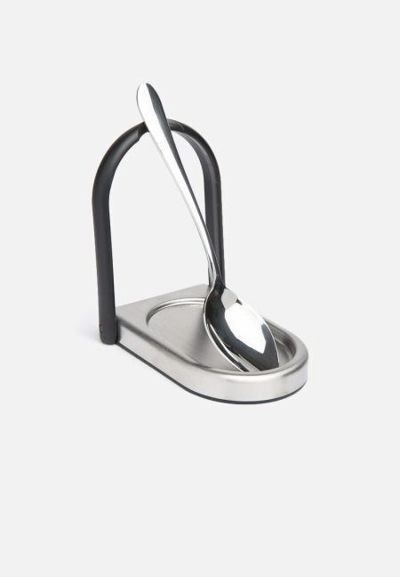 <p><span style="font-size: small;"><strong>UMBRA Поставка за готварски прибори “LAYDLE“ </strong></span><br />• <strong>Цвят:</strong> никел/черен<br /> • <strong>Размери:</strong> 10,2 x 14 x 1,3 cm<br />• <strong>Сгъваема, не заема място</strong><br /> • <strong>Материал:</strong> метал / гума ( <span style="color: #ff0000;">без BPA</span> )<br /><strong>Производител: UMBRA / Канада </strong><br /><strong>DESIGN: DAVID GREEN & WESLEY CHAU</strong></p><br />Марка: Umbra HK Limited <br />Модел: UMBRA 1008160-047<br />Доставка: 2-4 работни дни<br />Гаранция: 2 години