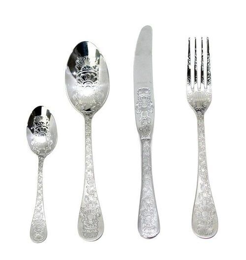 <p><span style="font-size: small;"><strong>Комплект прибори за хранене Herdmar SANTAMARTA за 6 човека от 24 части </strong></span><br />• Изработени от неръждаема стомана 18 /10<br />• Подходящи за почистване в съдомиялна машина.<br /><br /><span style="text-decoration: underline;"><strong>Комплектът включва:<br /></strong></span><strong>• </strong>Нож за хранене: 6 бр.<br />• Вилица за хранене: 6 бр.<br />• Лъжица за хранене: 6 бр.<br />• Десертна лъжичка: 6 бр.<br /><br /><strong>Производител: HERDMAR / Португалия</strong></p><br />Марка: HERDMAR <br />Модел: Herdmar 174-3024-0117-150-0000<br />Доставка: 2-4 работни дни<br />Гаранция: 2 години