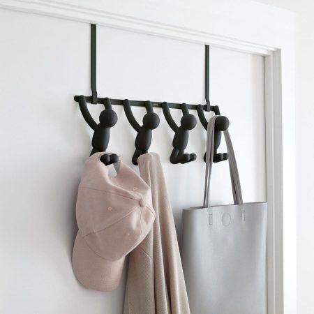 <p><span style="font-size: small;"><strong>UMBRA Закачалка за врата “BUDDY“ - четворна</strong></span><br /><span style="font-size: small;"><strong>• </strong></span><strong>Цвят: </strong>черен<br />•<strong> Закачане на врата или на стена (с включени елементи)</strong><br />• <strong>Размер:</strong> 47 x  11 х 32 cm<br />• <strong>Материал:</strong> метал, пластмаса<br /><strong>Производител: UMBRA / Канада<br /></strong><em><strong>DESIGN: ALAN WISNIEWSKI</strong></em></p><br />Марка: Umbra HK Limited <br />Модел: UMBRA 1012365-040<br />Доставка: 2-4 работни дни<br />Гаранция: 2 години