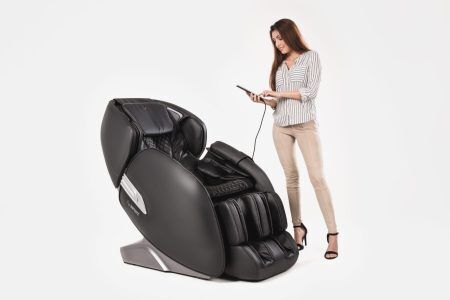 <p><span style="font-size: medium;"><strong>CASADA Масажен стол "Alphasonic II" с антистрес система Braintronics® - цвят сив / черен</strong></span> <br /><span style="text-decoration: underline;"><strong>Технически характеристики:<br /></strong></span><strong>• Размери в изправено положение:</strong> 81 х 119 х 147 см <br /><strong>• Размери в хоризонтално положение: </strong>81 х 92 х 176 см<br /><strong>• Тегло: </strong>96 кг <br /><strong>• Напрежение: </strong>220-240V 50/60 Hz <br /><strong>• Номинална мощност:</strong> 150 W <br /><strong>• Цветове:</strong> черно/ сиво<br /><strong>• Оперативно време:</strong> 20 мин<br /><strong>• Време Braintronics® :</strong> 21 мин<br />• <strong>Дистанционно управление</strong><br /><strong>• Панел за бързо стартиране</strong><br /><strong>• Braintronics® система<br />• Девет автоматични програми</strong></p>
<p><span style="color: #ff0000;"><strong>*HI-FI Слушалките, не са включени в комплекта</strong></span></p>
<p><br /><strong><span style="font-size: small;"><span style="font-size: medium;">Производител: CASADA / Германия </span><br /></span></strong><strong><span style="text-decoration: underline;"><span style="font-size: medium;">Сертификати:</span></span><br /></strong><img src="{{media url="/alphasonic_image16.jpg"}}" alt="" width="130" /></p>
<p><strong>Ръководство за потребителя</strong> ( <span style="color: #ff0000;">Виж. ПРИКАЧЕНИ ФАЙЛОВЕ </span>)</p><br />Марка: CASADA <br />Модел: CMS - 558<br />Доставка: 2-4 работни дни<br />Гаранция: 2 години