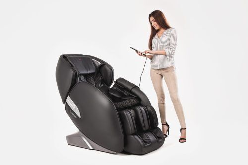 <p><span style="font-size: medium;"><strong>CASADA Масажен стол "Alphasonic II" с антистрес система Braintronics® - цвят сив / черен</strong></span> <br /><span style="text-decoration: underline;"><strong>Технически характеристики:<br /></strong></span><strong>• Размери в изправено положение:</strong> 81 х 119 х 147 см <br /><strong>• Размери в хоризонтално положение: </strong>81 х 92 х 176 см<br /><strong>• Тегло: </strong>96 кг <br /><strong>• Напрежение: </strong>220-240V 50/60 Hz <br /><strong>• Номинална мощност:</strong> 150 W <br /><strong>• Цветове:</strong> черно/ сиво<br /><strong>• Оперативно време:</strong> 20 мин<br /><strong>• Време Braintronics® :</strong> 21 мин<br />• <strong>Дистанционно управление</strong><br /><strong>• Панел за бързо стартиране</strong><br /><strong>• Braintronics® система<br />• Девет автоматични програми</strong></p>
<p><span style="color: #ff0000;"><strong>*HI-FI Слушалките, не са включени в комплекта</strong></span></p>
<p><br /><strong><span style="font-size: small;"><span style="font-size: medium;">Производител: CASADA / Германия </span><br /></span></strong><strong><span style="text-decoration: underline;"><span style="font-size: medium;">Сертификати:</span></span><br /></strong><img src="{{media url="/alphasonic_image16.jpg"}}" alt="" width="130" /></p>
<p><strong>Ръководство за потребителя</strong> ( <span style="color: #ff0000;">Виж. ПРИКАЧЕНИ ФАЙЛОВЕ </span>)</p><br />Марка: CASADA <br />Модел: CMS - 558<br />Доставка: 2-4 работни дни<br />Гаранция: 2 години