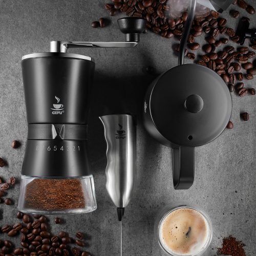 <p><strong><span style="font-size: small;">GEFU Кафемелачка “SANTIAGO“ </span><br /></strong>• <strong>Материал:</strong> неръждаема стомана, алуминий, пластмаса, стъкло<br />• <strong>Подвижна манивела</strong> <br />•<strong> Размери:</strong> Ø 9 х 21,5 см<br /> • <strong>Със стоманен механизъм за смилане</strong> <br />• <strong>Регулиращи се 8 степени на смилане</strong> <br /><strong>Производител: GEFU / Германия</strong></p><br />Марка: GEFU - GERMANY <br />Модел: GEFU 16331<br />Доставка: 2-4 работни дни<br />Гаранция: 2 години