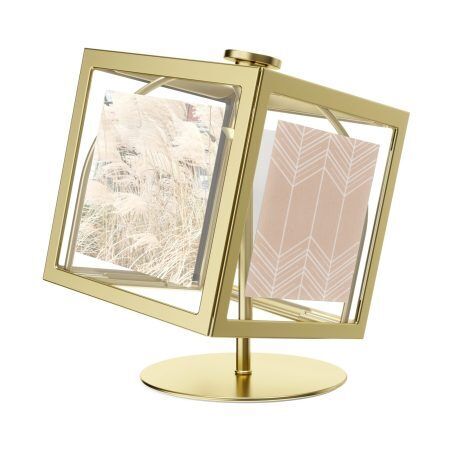 <p><span style="font-size: small;"><strong>UMBRA Въртящ се фотодисплей “ROCKER“ - за 4 снимки </strong></span><br /><span style="font-size: small;"><strong>• </strong></span><strong>Цвят: </strong>месинг <br />• <strong>За 4 бр снимки ( 10х10 см)<br /></strong>• <strong>Материал:</strong> метал, стъкло<br />•<strong> Размер: </strong>11 х 11 х 16 см<br />• <strong>Тегло:</strong> 0,800 кг<br /><strong>• Размер на опаковката: </strong>13 х 13 х 21 см<strong><br /></strong><strong>Производител: UMBRA / Канада</strong><em><strong><br />DESIGN: Sung Wook Park</strong></em></p><br />Марка: Umbra HK Limited <br />Модел: UMBRA 1016502-221<br />Доставка: 2-4 работни дни<br />Гаранция: 2 години