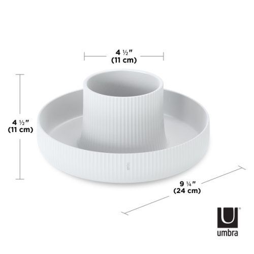 <p><strong>UMBRA Керамична кашпа / огранайзер за аксесоари “FOUNTAIN“ - бял цвят</strong><br /><span><strong>• </strong></span><strong>Цвят:</strong><span> бял</span><br /><span>• </span><strong>Размери:</strong><span> Ø 25 х 12,7 см </span><br /><span>• </span><strong>Размери на опаковката: </strong><span>31 х 14 х 32 см.<br />• <strong>Материал:</strong> керамика</span><br /><span>• </span><strong>Тегло: </strong><span>1,400 кг</span><br /><strong>Производител: UMBRA / Канада</strong><br /><em><strong>DESIGN: <span>Sung Wook Park</span><br /></strong></em></p><br />Марка: Umbra HK Limited <br />Модел: UMBRA 1015094-660<br />Доставка: 2-4 работни дни<br />Гаранция: 2 години