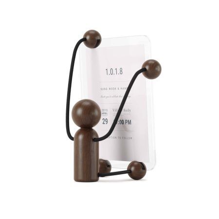 <p><span style="font-size: small;"><strong>UMBRA Рамка за снимки “WOODY“ <br /></strong></span> •<strong> Цвят: </strong>черен / орех<br /> • <strong>Размери:</strong> 22 х 10 х 18 см (ДхШхВ)<br />• <strong>Размер на опаковката:</strong> 17 х 6 х 22 см<br />• <strong>Размер на снимката:</strong> 13 х 18 см<br /> • <strong>Материал: </strong>стъкло, дърво<br /><strong>Производител: UMBRA / Канада </strong><br /><em><strong>DESIGN: SUNG WOOK PARK</strong></em></p><br />Марка: Umbra HK Limited <br />Модел: UMBRA 1015611-048<br />Доставка: 2-4 работни дни<br />Гаранция: 2 години