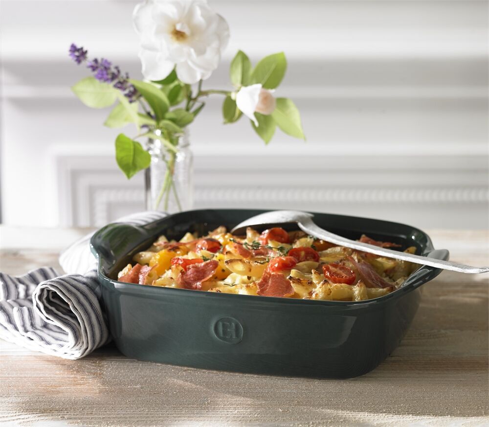 EMILE HENRY Керамична тава „SQUARE OVEN DISH“- 22х22см – цвят тъмнозелен