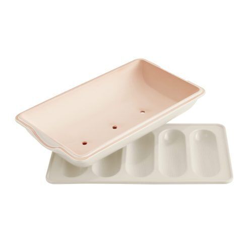 <p><span style="color: #000000;"><strong>EMILE HENRY Керамична форма за печене на мини багети "MINI - BAGUETTE BAKER" </strong> </span><br /><span style="color: #000000;">• <strong>Ръчно изработена от 100% естествени материали<br />• Устойчива на температури: </strong>- 20º С до + 270º С<strong><br />• Равномерно разпределение на топлината<br />• Задържа топлината на ястието по-дълго от обикновените съдове<br />• Висока устойчивост на надраскване <br /></strong>• </span><strong><span style="color: #000000;">Материал:</span>  <span style="color: #ff0000;">HR® Ceramic (High Resistance) <span style="color: #000000;">/ Високо устойчива керамика / </span><br /><span style="color: #000000;">• Без съдържание на олово, кадмий и никел<br />• За 5 бр мини багети</span><br /><span style="color: #000000;">• Външен размер вкл.дръжките: </span></span></strong><span style="color: #ff0000;"><span style="color: #000000;">39 х 23 х 10,5 см</span></span><span style="color: #ff0000;"><br /><strong><span style="color: #000000;">• Вътрешена дължина: </span></strong><span style="color: #000000;">36 см<br /><strong>• Вътрешна ширина: </strong>21 см</span></span><span style="color: #ff0000;"><span style="color: #000000;"><br /><strong>• Вътрешна височина:</strong> 3,5 см</span><br /><span style="color: #000000;"><strong>• Тегло: </strong>3,4 кг</span><br /><span style="color: #000000;">•<strong> Размери на опаковката:</strong> 40 х 25 х 14 см (ДхШхВ)</span><br /><span style="color: #000000;">• <strong>Цвят: </strong>екрю<br />• <strong>Вместимост:</strong> 0,5 литра</span><br /><span style="color: #000000;">• <strong>Подходяща за: фурна / микровълнова фурна / фризер / съдомиялна машина</strong></span><br /><strong><span style="color: #000000;">Производител: EMILE HENRY / Франция</span></strong></span></p><br />Марка: Emile Henry <br />Модел: EH 5519-50<br />Доставка: 2-4 работни дни<br />Гаранция: 2 години