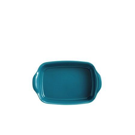 <p><strong>EMILE HENRY Керамична тава "INDIVIDUAL OVEN DISH"</strong><br />• <strong>Ръчно изработена от 100% естествени материали<br />• Устойчива на температури: </strong>- 20º С до + 270º С<strong><br />• Равномерно разпределение на топлината<br />• Задържа топлината на ястието по-дълго от обикновените съдове<br />• Висока устойчивост на надраскване <br /></strong>• <strong>Материал:  <span style="color: #ff0000;">HR® Ceramic (High Resistance) <span style="color: #000000;">/</span></span></strong><span style="color: #ff0000;"><span style="color: #000000;"> Високо устойчива керамика</span></span><strong><span style="color: #ff0000;"><span style="color: #000000;"> / </span><br />• <span style="color: #000000;">Без съдържание на олово, кадмий и никел</span><br /><span style="color: #000000;">• Външен размер вкл.дръжките: </span></span></strong><span style="color: #ff0000;"><span style="color: #000000;">22 х 14,5 х 5,5 см</span></span><span style="color: #ff0000;"><br /><strong><span style="color: #000000;">• Вътрешен размер: </span></strong><span style="color: #000000;">18 х 12,5 х 5 см<br /></span></span><span style="color: #ff0000;"><span style="color: #000000;">• <strong>Вместимост:</strong> 0,7 литра</span><br /><span style="color: #000000;"><strong>• Тегло: </strong>0,66 кг</span><br /><span style="color: #000000;">• <strong>Цвят: </strong>син</span><br /><span style="color: #000000;">• <strong>Подходяща за: </strong>фурна / микровълнова фурна / фризер / съдомиялна машина</span><br /><strong><span style="color: #000000;">Производител: EMILE HENRY / Франция</span></strong></span></p><br />Марка: Emile Henry <br />Модел: EH 9649-60<br />Доставка: 2-4 работни дни<br />Гаранция: 2 години