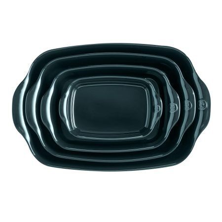<p><span style="color: #000000;"><strong>EMILE HENRY Керамична провоъгълна тава за печене "RECTANGULAR OVEN DISH"</strong></span><br /><span style="color: #000000;">• <strong>Ръчно изработена от 100% естествени материали<br />• Устойчива на температури: </strong>- 20º С до + 270º С<strong><br />• Равномерно разпределение на топлината<br />• Задържа топлината на ястието по-дълго от обикновените съдове<br />• Висока устойчивост на надраскване <br /></strong>• </span><strong><span style="color: #000000;">Материал:</span>  <span style="color: #ff0000;">HR® Ceramic (High Resistance) <span style="color: #000000;">/</span></span></strong><span style="color: #ff0000;"><span style="color: #000000;"> Високо устойчива керамика</span></span><strong><span style="color: #ff0000;"><span style="color: #000000;"> / </span><br /><span style="color: #000000;">• Без съдържание на олово, кадмий и никел</span><br /><span style="color: #000000;">• Външен размер вкл.дръжките: </span></span></strong><span style="color: #ff0000;"><span style="color: #000000;">36,5 х 23,5 х 7,5 см</span></span><span style="color: #ff0000;"><br /><strong><span style="color: #000000;">• Вътрешен размер: </span></strong><span style="color: #000000;">30 х 22 х 6 см<br /></span></span><span style="color: #ff0000;"><span style="color: #000000;">• <strong>Вместимост:</strong> 2,7 литра</span><br /><span style="color: #000000;"><strong>• Тегло: </strong>1,8 кг</span><br /><span style="color: #000000;">• <strong>Цвят: </strong>тъмнозелен</span><br /><span style="color: #000000;">• <strong>Подходяща за: </strong>фурна / микровълнова фурна / фризер / съдомиялна машина</span><br /><strong><span style="color: #000000;">Производител: EMILE HENRY / Франция</span></strong></span></p><br />Марка: Emile Henry <br />Модел: EH 9652-73<br />Доставка: 2-4 работни дни<br />Гаранция: 2 години
