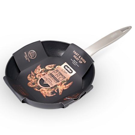 <p><strong>“ZYLISS COOK ULTIMATE PRO“ - Индукционен тиган - Ø 20 см.</strong><br /><strong>• Материал: </strong>кован алуминий<br />• <strong>Покритие:</strong> ALPINE CRYSTALS NON-STICK<br />• <strong>Диаметър:</strong> Ø 20 см<br />• <strong>Височина:</strong> 5 см<br />• <strong>Дължина (вкл дръжките):</strong> 38,2, см<br />• <strong>Дръжка:</strong> стомана<br />• <strong>Подходящ за миене в съдомиялна машина</strong>, <br /> <strong>но се препоръчва миене на ръка<br /></strong><strong>• </strong><strong>Производител: ZYLISS / Швейцария<br /></strong><strong>• </strong><strong>Подходящ за: </strong></p>
<p><img src="https://www.vip-giftshop.com/media//file_12.jpg" alt="" width="250" /></p><br />Марка: ZYLISS <br />Модел: ZYLISS 980175<br />Доставка: 2-4 работни дни<br />Гаранция: 2 години
