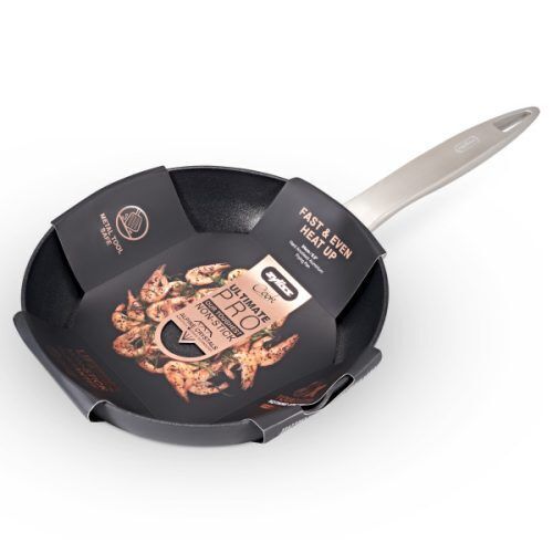 <p><strong>“ZYLISS COOK ULTIMATE PRO“ - Индукционен тиган - Ø 20 см.</strong><br /><strong>• Материал: </strong>кован алуминий<br />• <strong>Покритие:</strong> ALPINE CRYSTALS NON-STICK<br />• <strong>Диаметър:</strong> Ø 20 см<br />• <strong>Височина:</strong> 5 см<br />• <strong>Дължина (вкл дръжките):</strong> 38,2, см<br />• <strong>Дръжка:</strong> стомана<br />• <strong>Подходящ за миене в съдомиялна машина</strong>, <br /> <strong>но се препоръчва миене на ръка<br /></strong><strong>• </strong><strong>Производител: ZYLISS / Швейцария<br /></strong><strong>• </strong><strong>Подходящ за: </strong></p>
<p><img src="https://www.vip-giftshop.com/media//file_12.jpg" alt="" width="250" /></p><br />Марка: ZYLISS <br />Модел: ZYLISS 980175<br />Доставка: 2-4 работни дни<br />Гаранция: 2 години