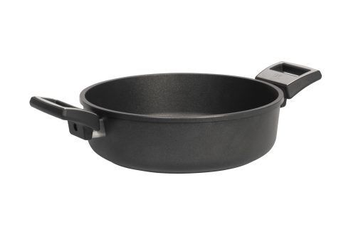 <p><span style="font-size: large;"><strong>Плитка тенджера - Ø28см</strong></span>
<li><strong>Незалепващо покритие: <span style="color: #0000ff;">Titanium 2000 Plus Non-Stick®</span> </strong>
<li><strong><strong>Диаметър</strong>: </strong>Ø 26 см  <li><strong><strong>Височина:</strong> </strong>8 см  <li><strong><strong>Дръжки:</strong> </strong>Бакелит - издържат до 260°С <li><strong><strong>Производител:</strong></strong> SKK, Германия <li><strong><strong>Подходяща за:</strong>
<p><strong>       <img src="{{media url="/_1.jpg"}}" alt="" width="200" /></strong><
</strong></li><br />Марка: SKK <br />Модел: SKK 128<br />Доставка: 2-4 работни дни<br />Гаранция: 2 години