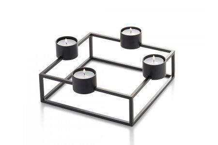 <p><span style="font-size: medium;"><strong>Магнитен свещник "CUBO" - 5 части</strong></span>
<p><strong>Материал: </strong> стомана, прахово боядисана, магнит
<p><strong>Размери: </strong>20 х 20  х 9 см 
<p><span style="font-size: small;"><em><strong>Design: FLIP</strong></em></span><br />Марка: PHILIPPI <br />Модел: PH 236001<br />Доставка: 2-4 работни дни<br />Гаранция: 2 години