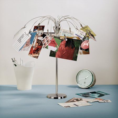 <br /><hr><br /><p><span style="font-size: small;"><strong>UMBRA Държач за 18 бр. снимки / бележки “FOTOFALLS“</strong></span><br /><span style="font-size: small;"><strong>• </strong></span><strong>Цвят: </strong>хром<br />• <strong>Размери:</strong> 35,6 х 43,2cm<br />• <strong>За 18 бр снимки<br /></strong>• <strong>Материал: </strong>метал<br />• <strong>Производител: UMBRA / Канада<br /></strong><em><strong>DESIGN: Tom Vincent</strong></em></p><br />Марка: Umbra HK Limited <br />Модел: UMBRA 306992-410<br />Доставка: 2-4 работни дни<br />Гаранция: 2 години