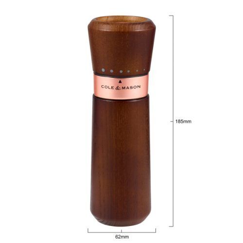 <p><span style="font-size: small;"><strong>COLE&MASON Комплект мелнички за сол и пипер “LYNDHURST CHESTNUT ROSE GOLD“</strong></span></p>
<p><span>• </span><strong>Височина:</strong><span> 18,5 см.</span><br /><span>• </span><strong>Материал:</strong><span> дърво, стомана, керамика</span><br /><span>• </span><strong>Цвят:</strong><span> тъмно дърво, розово злато</span><br /><strong>• Механизъм на мелницата за сол: </strong><span>керамичен</span><strong><br />• Механизъм на мелницата за черен пипер: </strong><span>закалена въглеродна стомана</span><br /><strong>• Регулируеми настройки на мелене:</strong><span> 3 и 6 - степенен механизъм</span><br /><span>• </span><strong>Пълни (с черен пипер и сол)<br /><span style="color: #ff0000;">• Да не се мокри с вода!</span><br /><span style="color: #ff0000;">•</span></strong><span> <strong><span style="color: #ff0000;">Не използвайте мелничките за различни от каменна сол и черен пипер продукти!!! </span><br /></strong></span><span><strong>Производител: Cole&Mason / Англия</strong></span><br /><br /></p><br />Марка: COLE & MASON <br />Модел: Cole & Mason H 331935<br />Доставка: 2-4 работни дни<br />Гаранция: 2 години