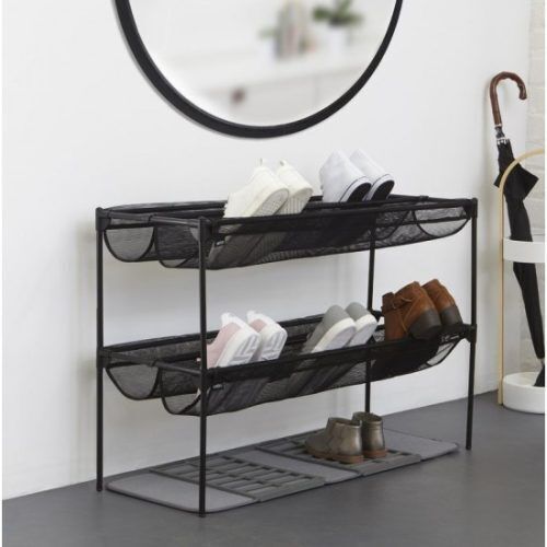 <p><span style="font-size: small;"><strong>UMBRA Етажерка за обувки “SLING“ на две нива<br />• </strong></span><strong>Цвят:</strong> черен <br />• <strong>Размери:</strong> 92 х 57,1 х 31,1cm<br />• <strong>За 18 чифта обувки<br />• Надграждане до 4 нива</strong><br /> • <strong>Материал: </strong>метални тръби,  гумена мрежа<br /><strong> </strong><strong>Производител: UMBRA / Канада</strong><br /> <em><strong>DESIGN: Eugenie de Loynes & Edouard Lauriault</strong></em></p><br />Марка: Umbra HK Limited <br />Модел: UMBRA 1009488-040<br />Доставка: 2-4 работни дни<br />Гаранция: 2 години