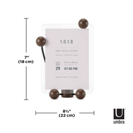 <p><span style="font-size: small;"><strong>UMBRA Рамка за снимки “WOODY“ <br /></strong></span> •<strong> Цвят: </strong>черен / орех<br /> • <strong>Размери:</strong> 22 х 10 х 18 см (ДхШхВ)<br />• <strong>Размер на опаковката:</strong> 17 х 6 х 22 см<br />• <strong>Размер на снимката:</strong> 13 х 18 см<br /> • <strong>Материал: </strong>стъкло, дърво<br /><strong>Производител: UMBRA / Канада </strong><br /><em><strong>DESIGN: SUNG WOOK PARK</strong></em></p><br />Марка: Umbra HK Limited <br />Модел: UMBRA 1015611-048<br />Доставка: 2-4 работни дни<br />Гаранция: 2 години