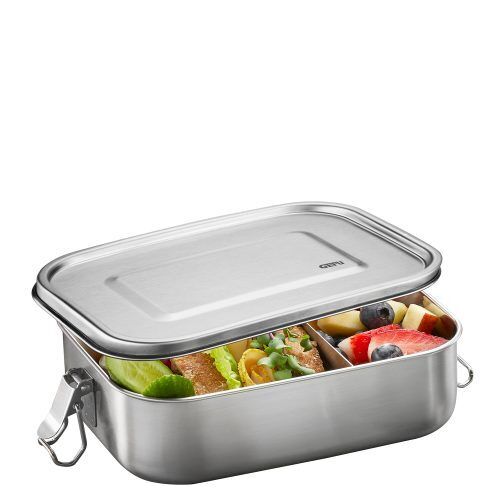 <p><span style="font-size: small;"><strong>GEFU Стоманена кутия за храна ENDURE- голяма<br /></strong></span>• <strong>Материал:</strong> висококачествена неръждаема стомана, силиконов пръстен на капака<br />• <strong><span style="color: #ff0000;">100% непропусклива <br /><span style="color: #000000;">• Херметическо затваряне</span></span></strong><br /> • <strong>Размери:</strong> 22 х 16,5 х 5 см (ДхШхВ)<br />• <strong>Вместимост: </strong>1400 мл<br />• <strong>Подвижен разделител</strong><br /> •<strong> Можете да миете в съдомиялна машина </strong><br /> <strong>Производител: GEFU / Германия</strong></p><br />Марка: GEFU - GERMANY <br />Модел: GEFU 12735<br />Доставка: 2-4 работни дни<br />Гаранция: 2 години