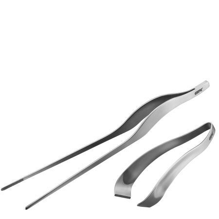 <p><span style="font-size: small;"><strong>GEFU Комплект пинсети “DUEPINZE“<br /></strong></span>• <strong>В комплекта:</strong> 2 бр пинсети<br />• <strong>Материал:</strong> висококачествена неръждаема стомана<br /> • <strong>Размери на пинсетите:</strong> <br />– пинсета за обръщане и декориране - 25 см <br />– пинсета за рибни кости - 13 см <br /> •<strong> Можете да миете в съдомиялна машина </strong><br /> <strong>Производител: GEFU / Германия</strong></p><br />Марка: GEFU - GERMANY <br />Модел: GEFU 89472<br />Доставка: 2-4 работни дни<br />Гаранция: 2 години