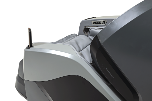 <p><span style="font-size: medium;"><strong>CASADA Масажен стол "AURA" с антистрес система Braintronics® - цвят черен/сив</strong></span> <br /><span style="text-decoration: underline;"><strong>Технически характеристики:<br /></strong></span><strong>• Размери в изправено положение:</strong> 155 х 81 х 122 см <br /><strong>• Размери в хоризонтално положение: </strong>202 х 81 х 102 см<br /><strong>• Тегло: </strong>111 кг <br /><strong>• Напрежение: </strong>220-240V 50/60 Hz <br /><strong>• Номинална мощност:</strong> 250 W <br /><strong>• Цвят:</strong> бяло/ сиво<br /><strong>• Оперативно време:</strong> 20 мин<br /><strong>• Време Braintronics® :</strong> 21 мин<br />• <strong>Дистанционно управление</strong><br /><strong>• Панел за бързо стартиране</strong><br /><strong>• Braintronics® система<br />• Таймер: </strong>5 ÷ 40 минути<br />• <strong>Брой масажни ролки на гърба:</strong> 4 ( Smart 4D с нагряване)<br />• <strong>Брой масажни ролки на стъпалото:</strong> 6<br />• <strong>Брой автоматични програми:</strong> 16<br /><strong>• Брой индивидуални програми: </strong>23<br />• <strong>Индивидуални настройки за масаж<br />• Вибрационене масаж<br />• Свързване на смартфон ( Bluetooth)<br />• Вградени високоговорители<br />• Максимално тегло на потребителя: </strong>120 кг<strong><br />• Максимална височина на потребителя:</strong> 200 см<strong><br />• Гаранция: 24 месеца<br />• Опция (срещу заплащане) за удължена 5 годишна гаранция<br /></strong></p>
<p><span style="color: #ff0000;"><strong><br />*HI-FI Слушалките, не са включени в комплекта</strong></span></p>
<p><br /><strong><span style="font-size: small;"><span style="font-size: medium;">Производител: CASADA / Германия </span><br /></span></strong><strong><span style="text-decoration: underline;"><span style="font-size: medium;"><br />Сертификати:</span></span><br /></strong><img src="{{media url="/alphasonic_image16.jpg"}}" alt="" width="130" /><br /><br /><br /><span><strong>Ръководство за потребителя</strong> ( </span><span style="color: #ff0000;"><strong>Виж. ПРИКАЧЕНИ ФАЙЛОВЕ </strong></span><span>)</span></p><br />Марка: CASADA <br />Модел: CMS - 553<br />Доставка: 2-4 работни дни<br />Гаранция: 2 години