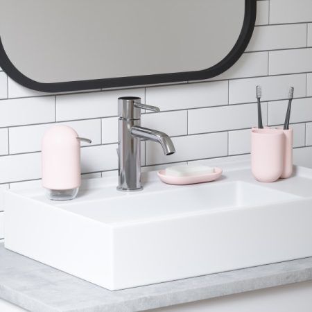 <p><span style="font-size: small;"><strong>UMBRA Диспенсър за сапун “TOUCH“ </strong></span><br /><span style="font-size: small;"><strong>• </strong></span><strong>Цвят:</strong> розов<br />• <strong>Размер: </strong>Ø 7 х 14 cm<br />• <strong>Вместимост:</strong> 236 мл<br />• <strong>Материал:</strong> ABS пластмаса<br /><strong>Производител: UMBRA / Канада<br /></strong><em><strong>DESIGN: ALAN WISNIEWSKI</strong></em></p><br />Марка: Umbra HK Limited <br />Модел: UMBRA 023273-1190<br />Доставка: 2-4 работни дни<br />Гаранция: 2 години