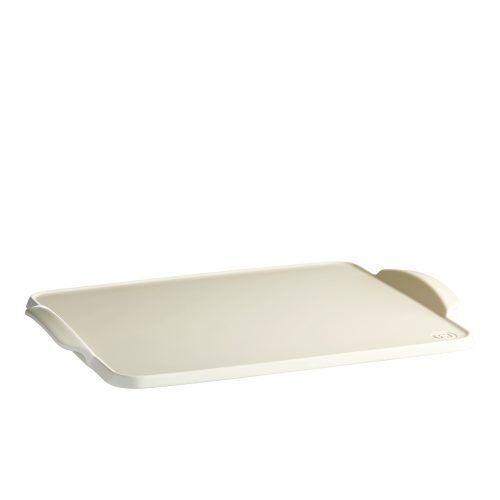 <p><strong>EMILE HENRY Керамична плоча за печене "BAKING TRAY"</strong><br />• <strong>Ръчно изработена от 100% естествени материали<br />• Устойчива на температури: </strong>- 20º С до + 270º С<strong><br />• Равномерно разпределение на топлината<br />• Задържа топлината на ястието по-дълго от обикновените съдове<br />• Висока устойчивост на надраскване <br /></strong>• <strong>Материал:  <span style="color: #ff0000;">HR® Ceramic (High Resistance) <span style="color: #000000;">/</span></span></strong><span style="color: #ff0000;"><span style="color: #000000;"> Високо устойчива керамика</span></span><strong><span style="color: #ff0000;"><span style="color: #000000;"> / </span><br /><span style="color: #000000;">• Без съдържание на олово, кадмий и никел</span><br /><span style="color: #000000;">• Външен размер вкл.дръжките: </span></span></strong><span style="color: #ff0000;"><span style="color: #000000;">41,7 х 31,4 х 3,1 см<br /></span></span><span style="color: #ff0000;"><span style="color: #000000;"><strong>• Тегло: </strong>2,25 кг</span><br /><span style="color: #000000;">• <strong>Цвят: </strong>екрю</span><br /><span style="color: #000000;">• <strong>Подходяща за: </strong>фурна / микровълнова фурна / фризер / съдомиялна машина</span><br /><strong><span style="color: #000000;">Производител: EMILE HENRY / Франция</span></strong></span></p><br />Марка: Emile Henry <br />Модел: EH 5042-50<br />Доставка: 2-4 работни дни<br />Гаранция: 2 години