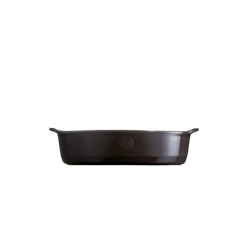 <p><strong>EMILE HENRY Керамична овална тава за печене "SMALL OVAL OVEN DISH" </strong><br />• <strong>Ръчно изработена от 100% естествени материали<br />• Устойчива на температури: </strong>- 20º С до + 270º С<strong><br />• Равномерно разпределение на топлината<br />• Задържа топлината на ястието по-дълго от обикновените съдове<br />• Висока устойчивост на надраскване <br /></strong>• <strong>Материал:  <span style="color: #ff0000;">HR® Ceramic (High Resistance) <span style="color: #000000;">/</span></span></strong><span style="color: #ff0000;"><span style="color: #000000;"> Високо устойчива керамика</span></span><strong><span style="color: #ff0000;"><span style="color: #000000;"> / </span><br /><span style="color: #000000;">• Без съдържание на олово, кадмий и никел</span><br /><span style="color: #000000;">• Външен размер вкл.дръжките: </span></span></strong><span style="color: #ff0000;"><span style="color: #000000;">27,5 х 17,5 х 7см<br />• <strong>Вътрешен размер:</strong> 23 х 16 х 5,5 см<br /></span></span><span style="color: #ff0000;"><span style="color: #000000;">• <strong>Вместимост:</strong> 1,3 литра</span><br /><span style="color: #000000;"><strong>• Тегло: </strong>0,92 кг</span><br /><span style="color: #000000;">• <strong>Цвят: </strong>черен</span><br /><span style="color: #000000;">• <strong>Подходяща за: </strong>фурна / микровълнова фурна / фризер / съдомиялна машина</span><br /><strong><span style="color: #000000;">Производител: EMILE HENRY / Франция</span></strong></span></p><br />Марка: Emile Henry <br />Модел: EH 9050-79<br />Доставка: 2-4 работни дни<br />Гаранция: 2 години