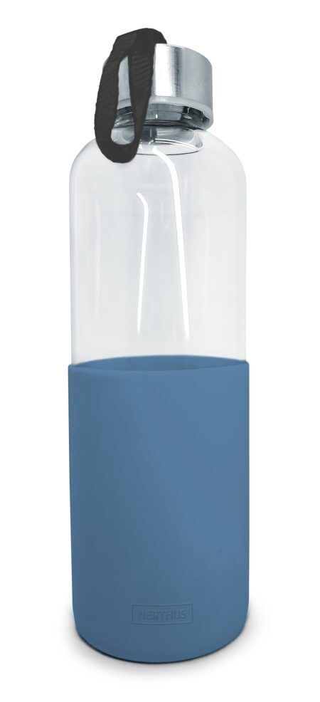 <p><span style="font-size: small;"><strong>Стъклена бутилка за вода със силиконов протектор - 600 мл. - синя</strong></span></p>
<p><span>Размери на опаковката: 27 см/7 см/7 см.</span><br /><span>Тегло: 0,320 кг.</span><br /><span>Материал: Темперирано стъкло, силикон, стомана</span><br /><span>Капацитет: 0.600 л.</span><br /><span>Цвят: син</span><br /><span>Производител: </span><strong>Vin Bouquet, Испания</strong><br /><br /></p><br />Марка: Vin Bouquet <br />Модел: VB FIH 404<br />Доставка: 2-4 работни дни<br />Гаранция: 2 години