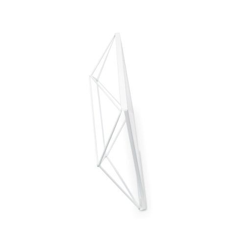 <p><span style="font-size: small;"><strong>UMBRA Рамка за снимки “PRISMA MULTI“ <br />• </strong></span><strong>Цвят:</strong> бял<br />• <strong>Размер на рамката:</strong> 48,3 x 22,9 x 8,1 cm<br />• <strong>Размер на снимките:</strong> 13 х 18 см<br />• <strong>За 3 бр хоризонтални снимки или 2 бр вертикални снимки </strong><br />• <strong>Материал:</strong> метал<br /><strong>Производител: UMBRA / Канада</strong><br /> <em><strong>DESIGN: SUNG WOOK PARK</strong></em></p><br />Марка: Umbra HK Limited <br />Модел: UMBRA 313019-660<br />Доставка: 2-4 работни дни<br />Гаранция: 2 години