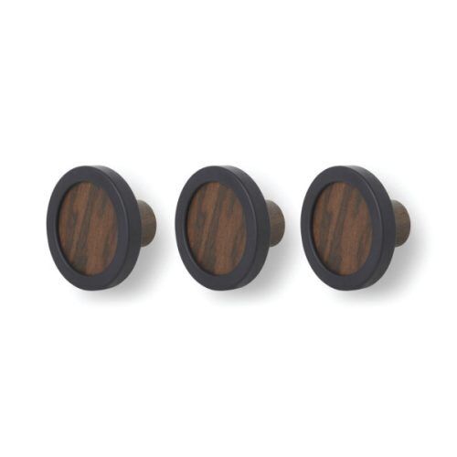 <p><span style="font-size: small;"><strong>UMBRA Комплект от 3 бр закачалки “HUB“</strong></span><br /><span style="font-size: small;"><strong>• </strong></span><strong>Цвят: </strong>черен / орех<br />•<strong> Закачане на стена (с включени елементи)</strong><br />• <strong>Размер на 1 бр закачалка:</strong> 7 x 7 х 7 cм<br />•<strong> Тегло:</strong> 0,200 кг<br />• <strong>Размер на опаковката:</strong> 22 х 8 х 9 см<br />• <strong>Материал:</strong> естествено дърво, метал, гума<br />• <strong>Максимално натоварване на всяка закачалка:</strong> 2,3 кг<br /><strong>Производител: UMBRA / Канада<br /></strong><em><strong>DESIGN: JORDAN MURPHY</strong></em></p><br />Марка: Umbra HK Limited <br />Модел: UMBRA 318833-048<br />Доставка: 2-4 работни дни<br />Гаранция: 2 години