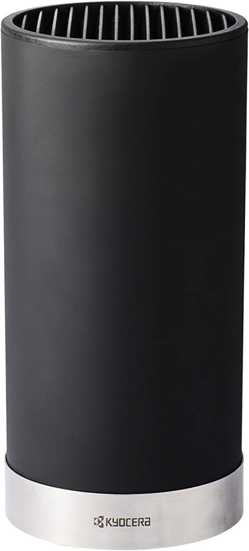 <p><strong><span style="color: #000000;">KYOCERA Комплект 4бр керамични ножове серия "GEN"+ блок за съхранение</span><br /></strong><span style="color: #000000;">– Керамичен нож Kyocera FK-140 WH-BK - 1бр</span><br /><span style="color: #000000;">– Керамичен нож Kyocera FK-130 WH-BK - 1бр</span><br /><span style="color: #000000;">– Керамичен нож Kyocera FK-110 WH-BK - 1бр</span><br /><span style="color: #000000;">– Керамичен нож Kyocera FK-075 WH-BK - 1бр</span><br /><span style="color: #000000;">– Блок за съхранение на ножове Kyocera - 1бр</span><br /><span style="color: #000000;"><strong>• Бяло острие, черна дръжка</strong></span><br /><span style="color: #000000;"><strong>• Материал острие: </strong>циркониева керамика</span><strong><br /><span style="color: #000000;">• Материал дръжка: </span></strong><span style="color: #000000;">пластмаса<strong><br />• Изключително остри </strong></span><br /><span style="color: #000000;"><strong>• С ергономични дръжки  </strong></span><br /><span style="color: #000000;"><strong>• Не използвайте за рязане на твърди или замразени храни</strong></span><br /><span style="color: #000000;"><strong>Нож с керамично острие Kyocera FK-140WH-BK:<br /></strong>* Дължина на острието: 14 см</span><br /><span style="color: #000000;"><strong>Нож с керамично острие Kyocera FK-130WH-BK:<br /></strong>* Дължина на острието: 13 см</span><br /><span style="color: #000000;"><strong>Нож с керамично острие Kyocera FK-110WH-BK<br /></strong>* Дължина на острието: 11 см</span><br /><span style="color: #000000;"><strong>Нож с керамично острие Kyocera FK-075WH-BK<br /></strong>* Дължина на острието: 7,5 см</span><br /><span style="color: #000000;"><strong>Блок за съхранение на ножове:<br /></strong>* Височина: 22,5 см</span><br /><span style="color: #000000;">* Диаметър: Ø 11 см</span><br /><span style="color: #000000;">* Цвят : черен / инокс</span><br /><span style="color: #000000;"><strong>Подходящи за съдомиялна машина.<br /></strong><strong style="font-size: small;">Производител: KYOCERA / Япония</strong></span></p>
<p><strong style="font-size: small;"><br /><br /></strong></p><br />Марка: KYOCERA <br />Модел: Kyocera KB-RD BK 4KN FK<br />Доставка: 2-4 работни дни<br />Гаранция: 2 години