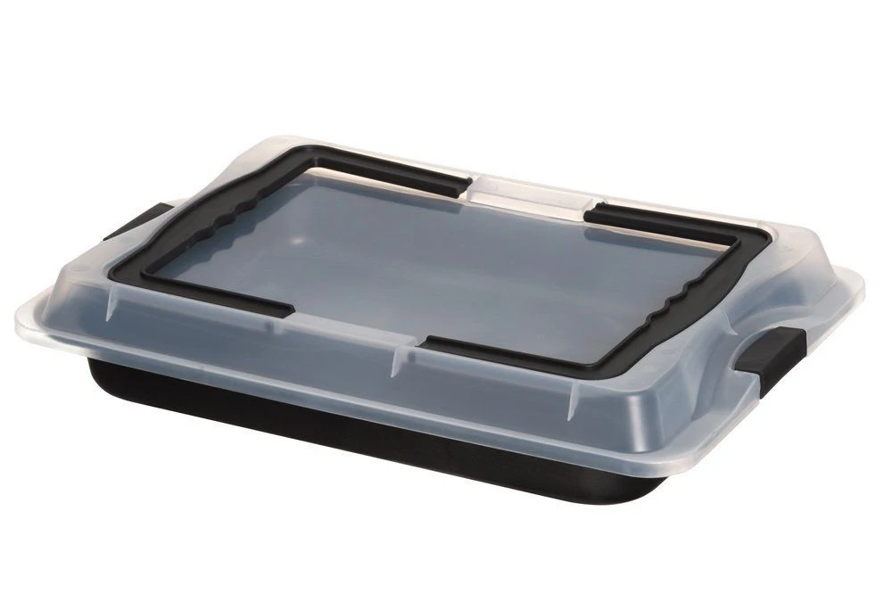 MAKU Тава за печене 42 х 30 см. с пластмасов капак за носене