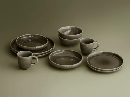 20 части -  цвят сив (Pewter)