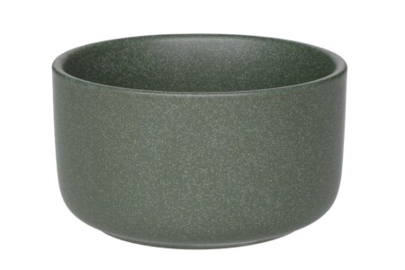 <p><strong>MAKU Комплект керамични купички за суфле / крем брюле - 4 бр. 175 мл. - зелени</strong><br /><strong>• Материал:</strong><span> каменин<br /><strong>• Цвят:</strong> зелен</span><br /><strong>• Размер на 1 бр купичка:</strong><span> 9 х 9 х 5 см. (ДхШхВ)<br /><strong>• Вместимост на 1 бр купичка</strong>: 0,175 л<br /><strong>• Размер на опаковката (4 бр купички): </strong>20 х 19 х 5,5 см<br /></span><strong>• Тегло с опаковката: </strong><span>0,720 кг.<br /><strong>• Топлоустойчивост:</strong> до 220° С<br /><strong>• Подходящи за фурна и микровълнова</strong><br /><strong>• Подходящи за съдомиялна машина<br /></strong></span><strong>Производител: Tammer Brands/ Финландия</strong></p><br />Марка: MAKU <br />Модел: TB MAKU 651772<br />Доставка: 2-4 работни дни<br />Гаранция: 2 години