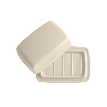 <p><span style="color: #000000;"><strong>EMILE HENRY Керамичен съд за масло "BUTTER DISH" </strong></span><br /><span style="color: #000000;">&bull; <strong>Ръчно изработен от 100% естествени материали<br />&bull; Устойчив на температури: </strong>- 20&ordm; С до + 270&ordm; С<strong><br />&bull; Висока устойчивост на надраскване&nbsp;<br /></strong>&bull; </span><strong><span style="color: #000000;">Материал:</span>&nbsp;&nbsp;<span style="color: #ff0000;">HR&reg; Ceramic (High Resistance) <span style="color: #000000;">/ Високо устойчива керамика / </span><br /><span style="color: #000000;">&bull; Без съдържание на олово, кадмий и никел</span><br /><span style="color: #000000;">&bull;&nbsp;Външен размер вкл.дръжките: </span></span></strong><span style="color: #ff0000;"><span style="color: #000000;">17 х 11,5 х 7,5 см (ДхШхВ)</span></span><span style="color: #ff0000;"><br /><strong><span style="color: #000000;">&bull; Вътрешен размер: </span></strong><span style="color: #000000;">14,3 х 9 х 5 см (ДхШхВ)<br /></span></span><span style="color: #ff0000;"><span style="color: #000000;">&bull; <strong>Вместимост:</strong> 0,4 литра</span><br /><span style="color: #000000;"><strong>&bull; Тегло: </strong>0,81 кг</span><br /><span style="color: #000000;">&bull;<strong> Размери на опаковката:</strong> 17 х 11,6 х 9 см (ДхШхВ)</span><br /><span style="color: #000000;">&bull; <strong>Тегло с опаковката:</strong>&nbsp;0,9 кг</span><br /><span style="color: #000000;">&bull; <strong>Цвят: </strong>екрю</span><br /><span style="color: #000000;">&bull; <strong>Подходящ за: </strong>фурна / микровълнова фурна / фризер / съдомиялна машина</span><br /><strong><span style="color: #000000;">Производител: EMILE HENRY / Франция</span></strong></span></p><br />Марка: Emile Henry <br />Модел: EH 0225-02<br />Доставка: 2-4 работни дни<br />Гаранция: 2 години