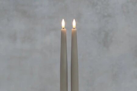 FINNLUMOR LED свещи с 3D пламък 2 бр. - сиви